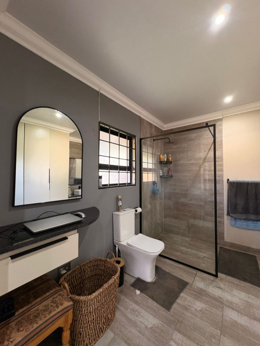 To Let 3 Bedroom Property for Rent in Flimieda North West